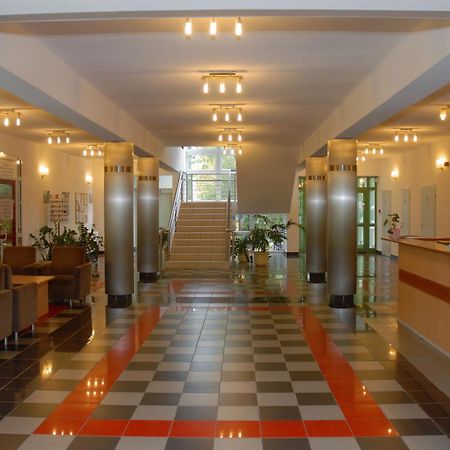 Sport Hotel Debrecen Extérieur photo