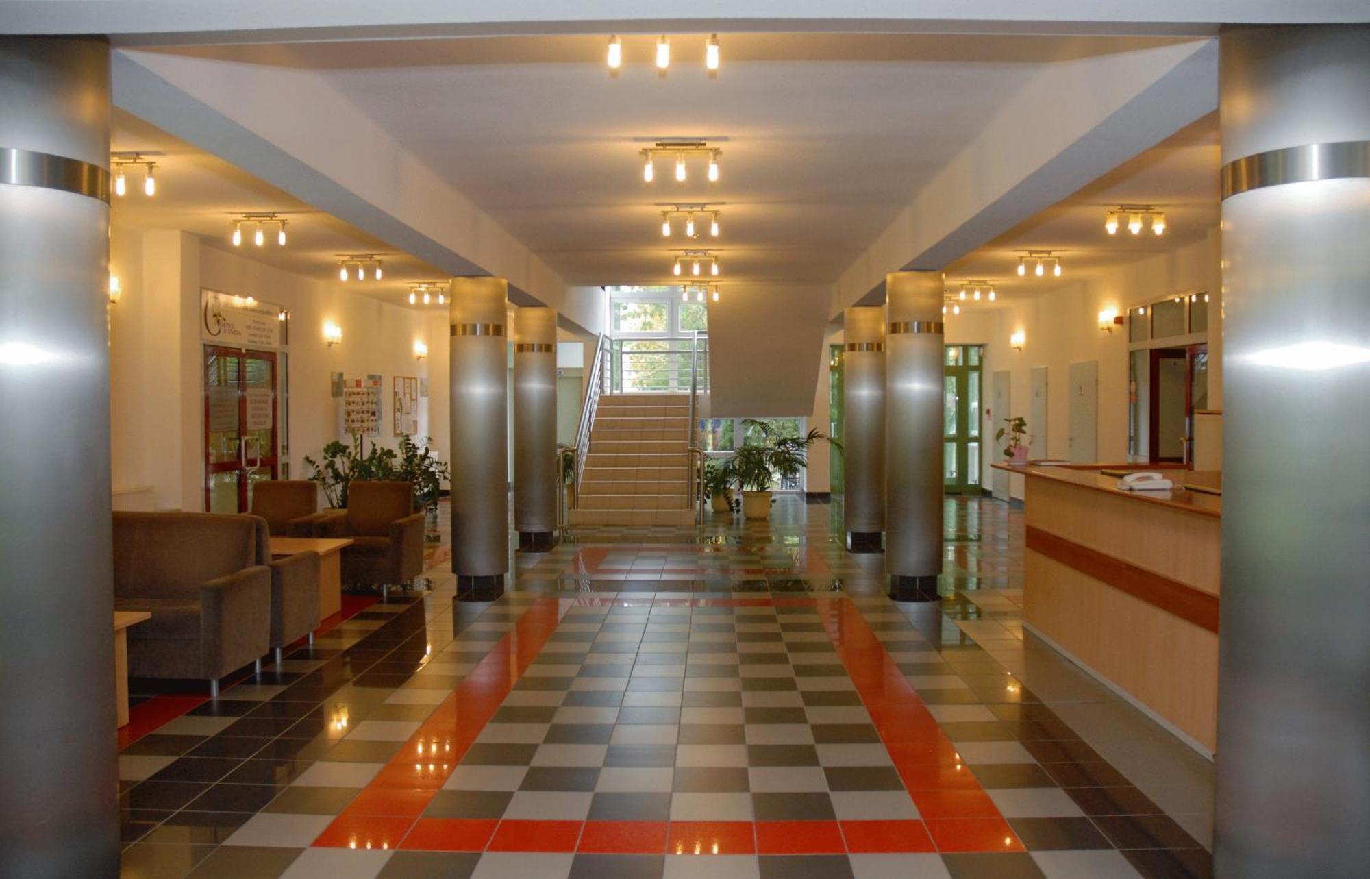 Sport Hotel Debrecen Extérieur photo