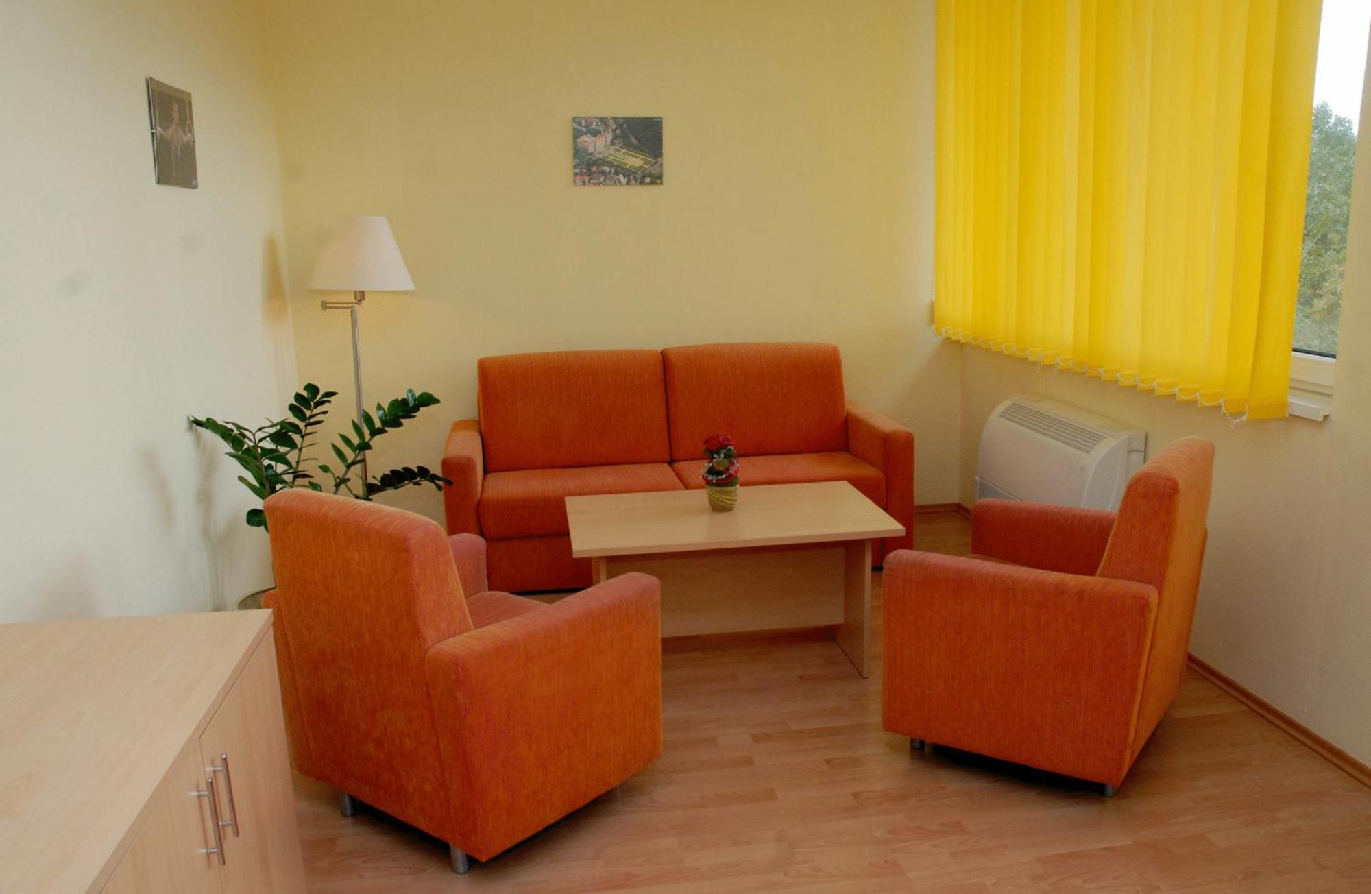 Sport Hotel Debrecen Extérieur photo